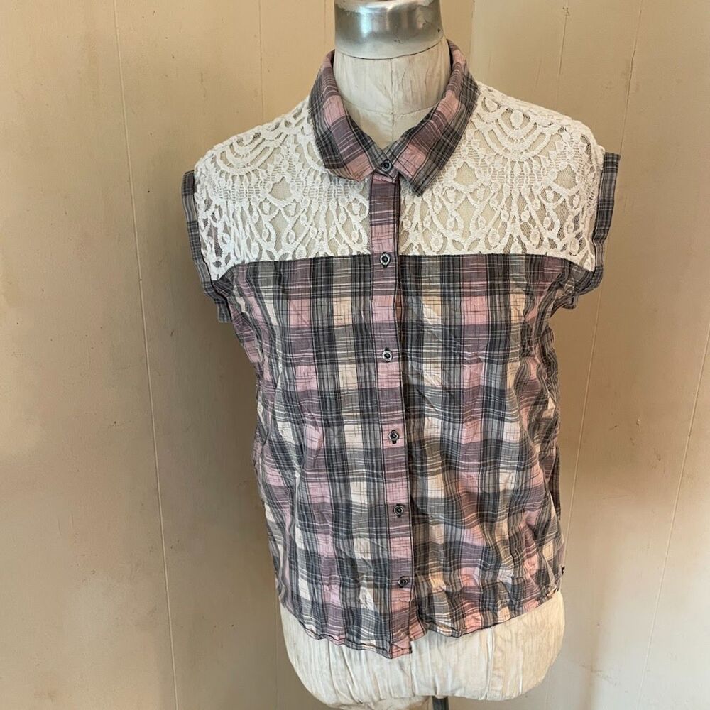 ROXY Quiksilver PLAID and LACE Pink Black Sleeveless Button Up TOP M